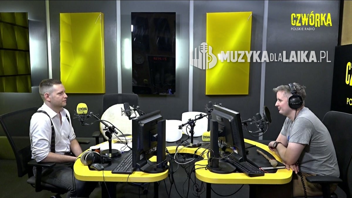 Michał Drezner i Jakub Jamrozek w studiu Czwórki podczas „Wieczoru z Czwórką”, lipiec 2023